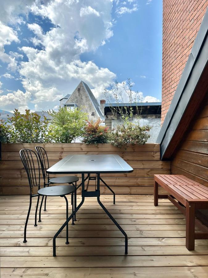 شقة Ecrin De Calme Avec Terrasse شامبيري المظهر الخارجي الصورة
